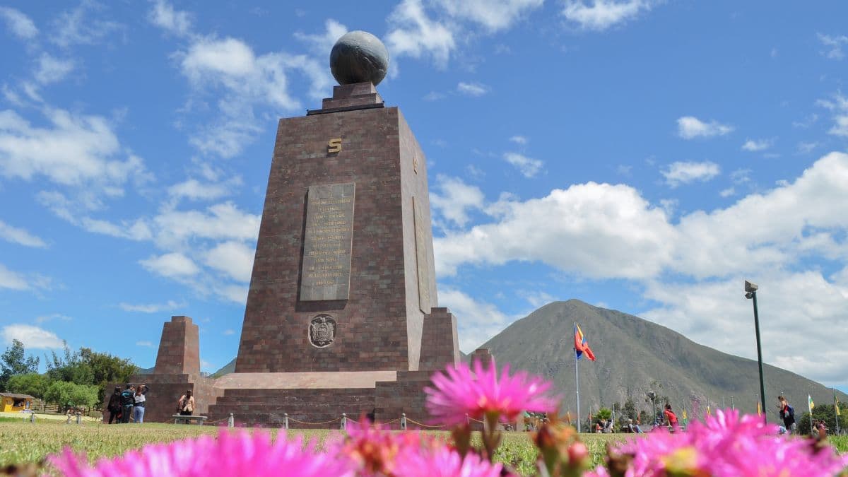 Quito e Mitad del Mundo - História e Cultura - 3 Dias