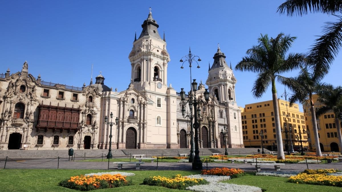 Machu Picchu, Lima e Huacachina – Magia e Aventura